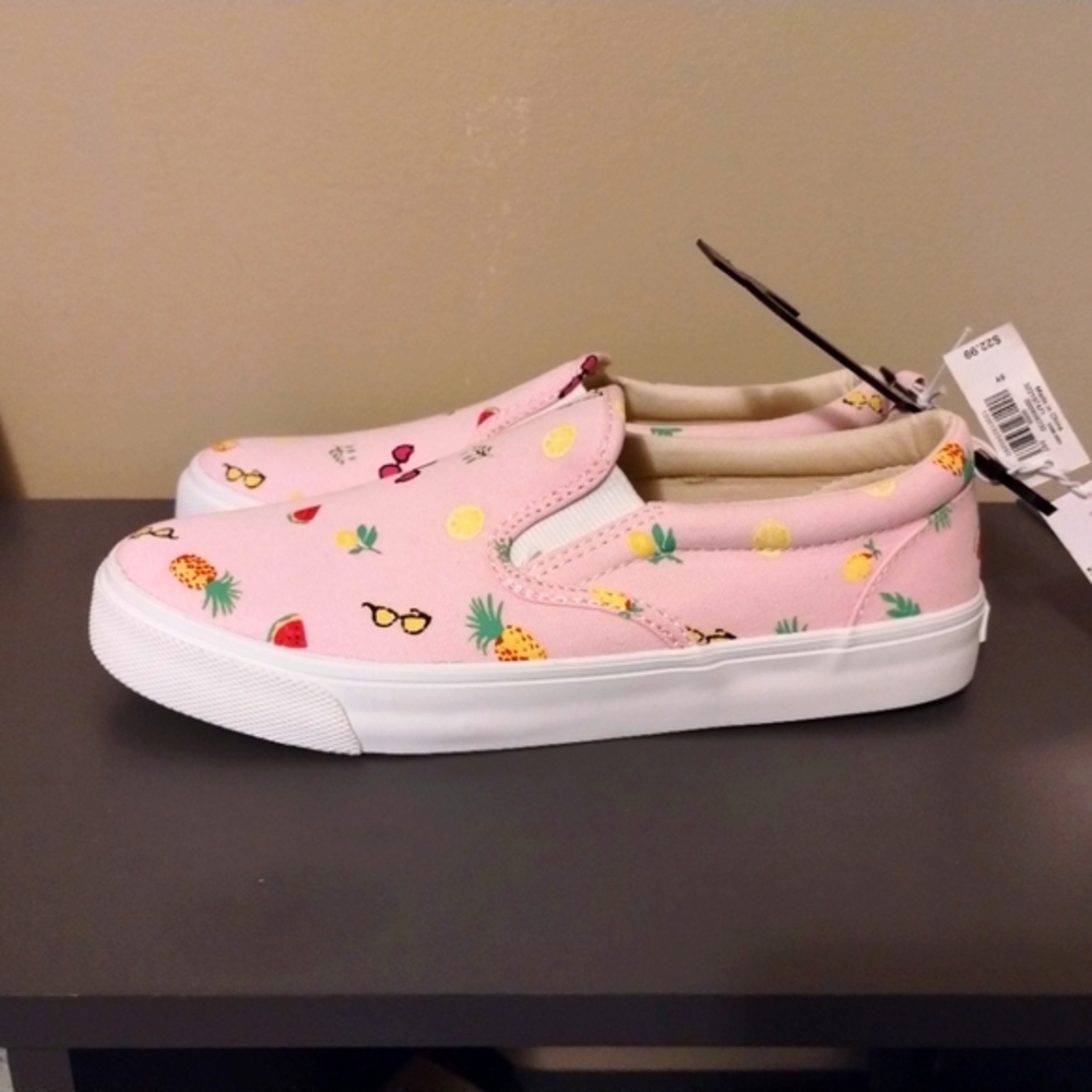 Kid's Old Navy Slip On Canvas Tennis Sneakers Summer Fruits Pattern, Size 5Y NWT